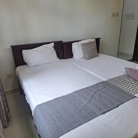Bivora Villa Negombo Extérieur photo